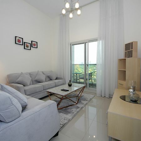 Spacious 2 Bedroom In Al Telal 11, Al Barsha 1 Dubaj Kültér fotó