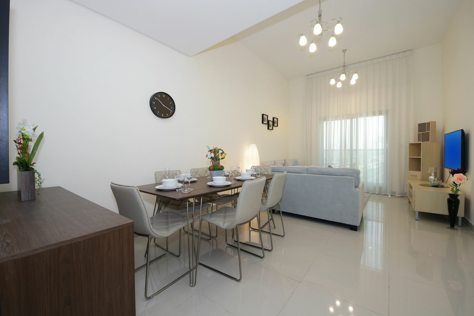 Spacious 2 Bedroom In Al Telal 11, Al Barsha 1 Dubaj Kültér fotó