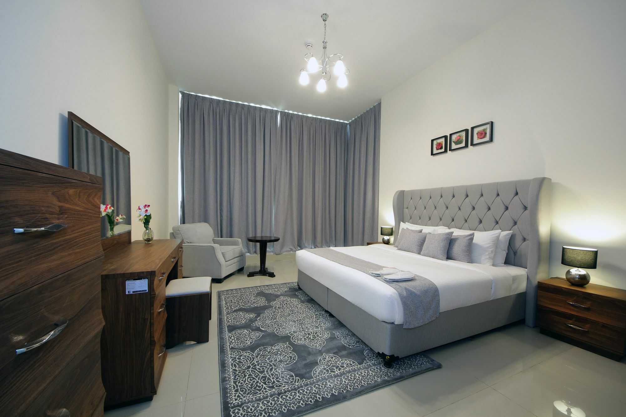 Spacious 2 Bedroom In Al Telal 11, Al Barsha 1 Dubaj Kültér fotó