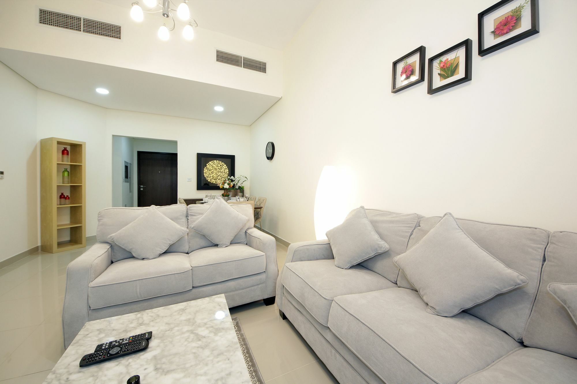 Spacious 2 Bedroom In Al Telal 11, Al Barsha 1 Dubaj Kültér fotó